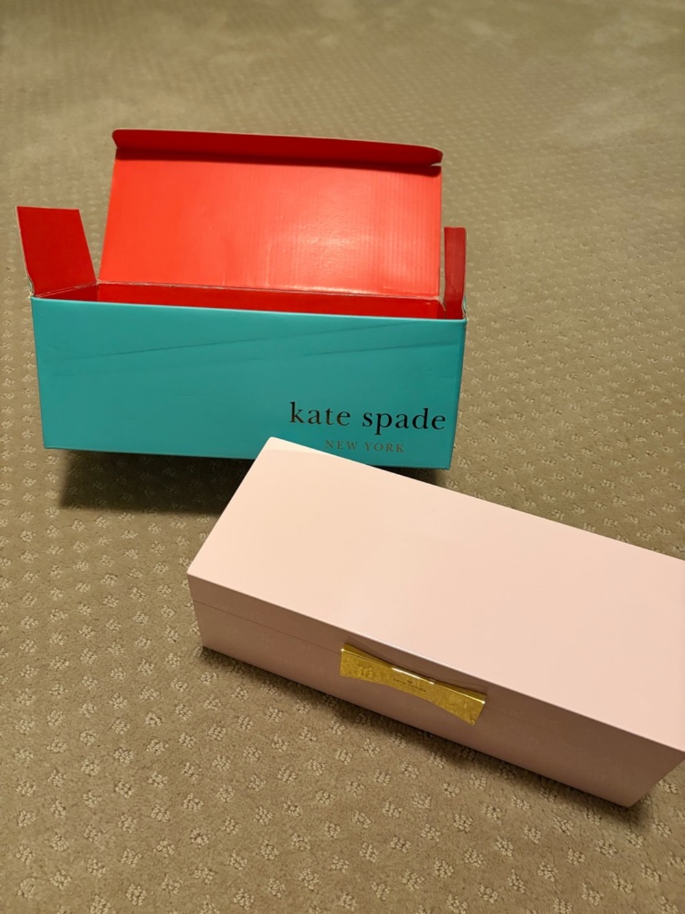 kate spade Light Pink Jewelry Box with Gold Bow Accent - Picture 4 of 4